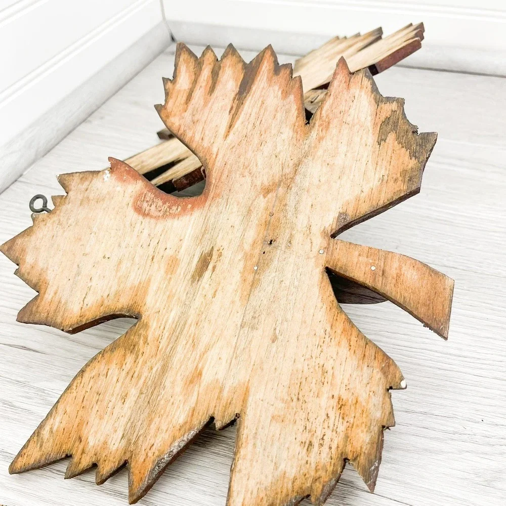 Vintage Maple Leaf Wooden Shelf Set: Mid-Century‎ Modern Decor